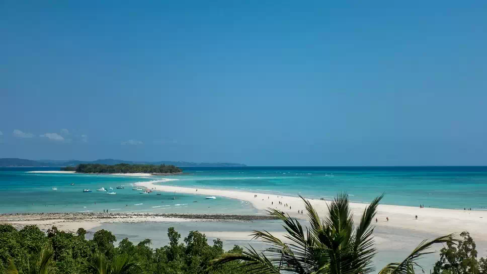 Nosy Iranja, white-sand beach in the archipelago of Nosy Be