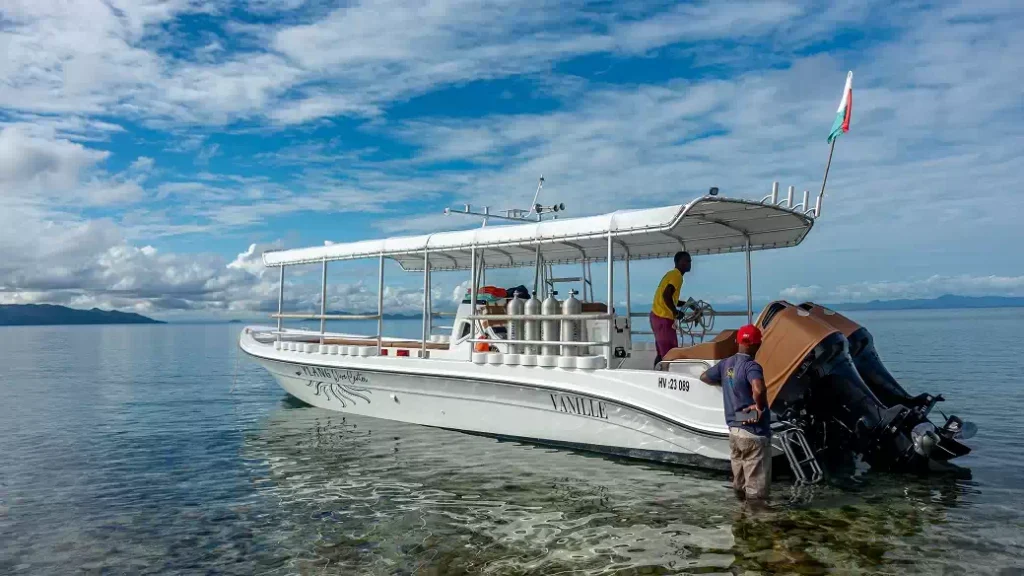 Vanille, luxury scuba diving boat
