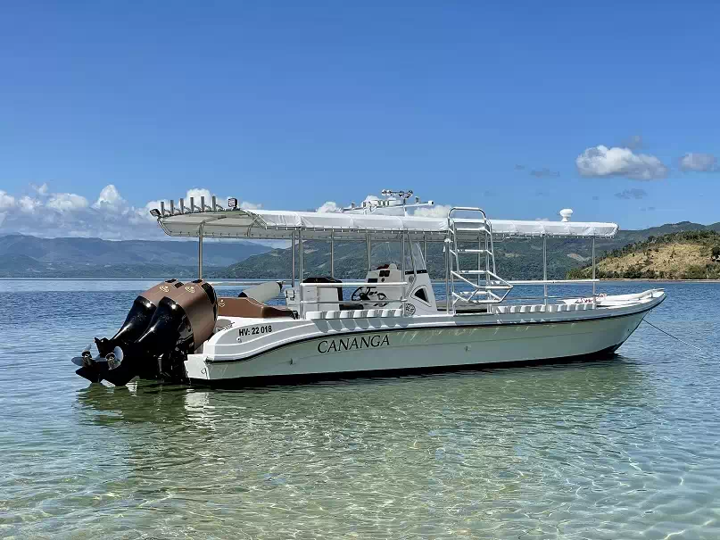 Cananga, luxury scuba diving boat